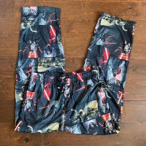 Star Wars men’s pajama pants.